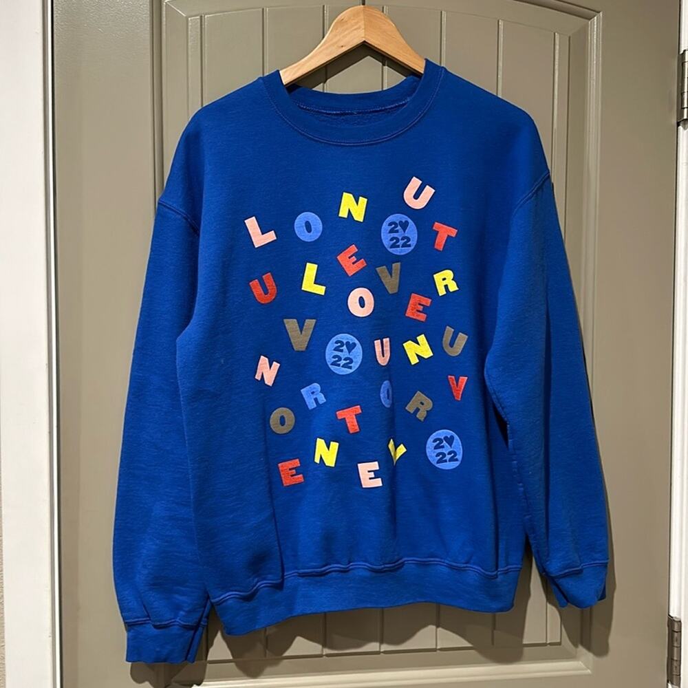 HARRY STYLES Love On Tour Crewneck sz M